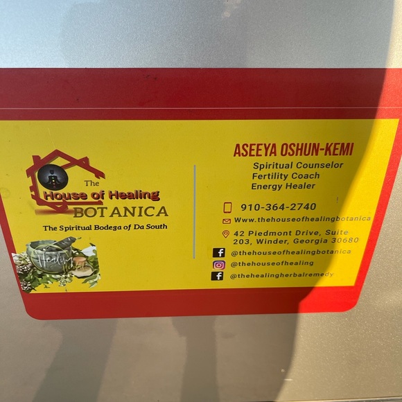 Love and money candles - Picture 1 of 3